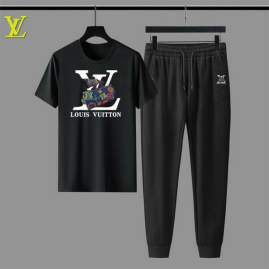 Picture of LV Shirt Pant Suits _SKULVM-5XL12yn23523504